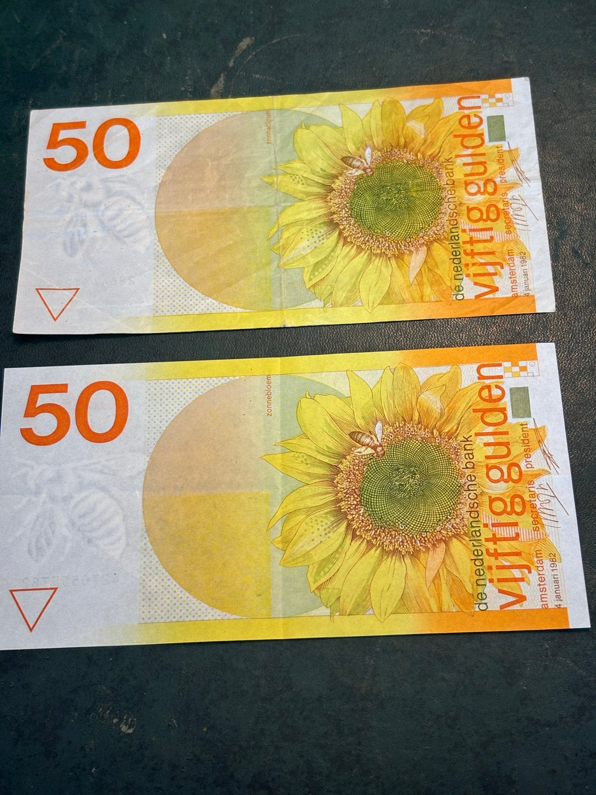 2 zeldzame 50 gulden biljetten (Zonnebloem) in topstaat, Postzegels en Munten, Bankbiljetten | Nederland, Ophalen of Verzenden