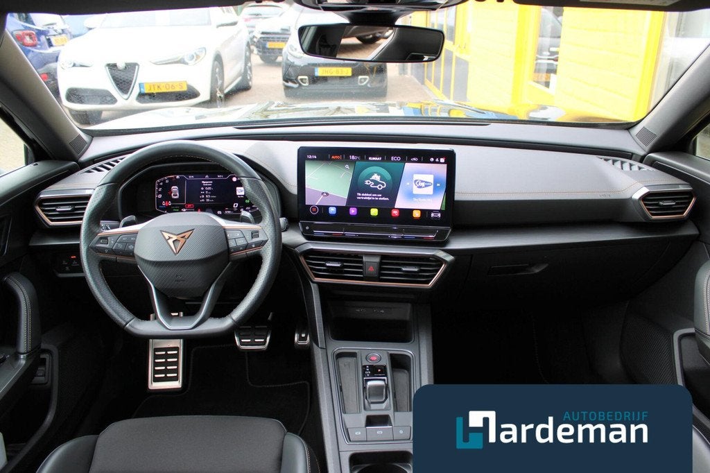 CUPRA Formentor 1.4 e-Hybrid VZ Performance Panorama, Gebruikt, Euro 6, 4 cilinders, Leder en Stof