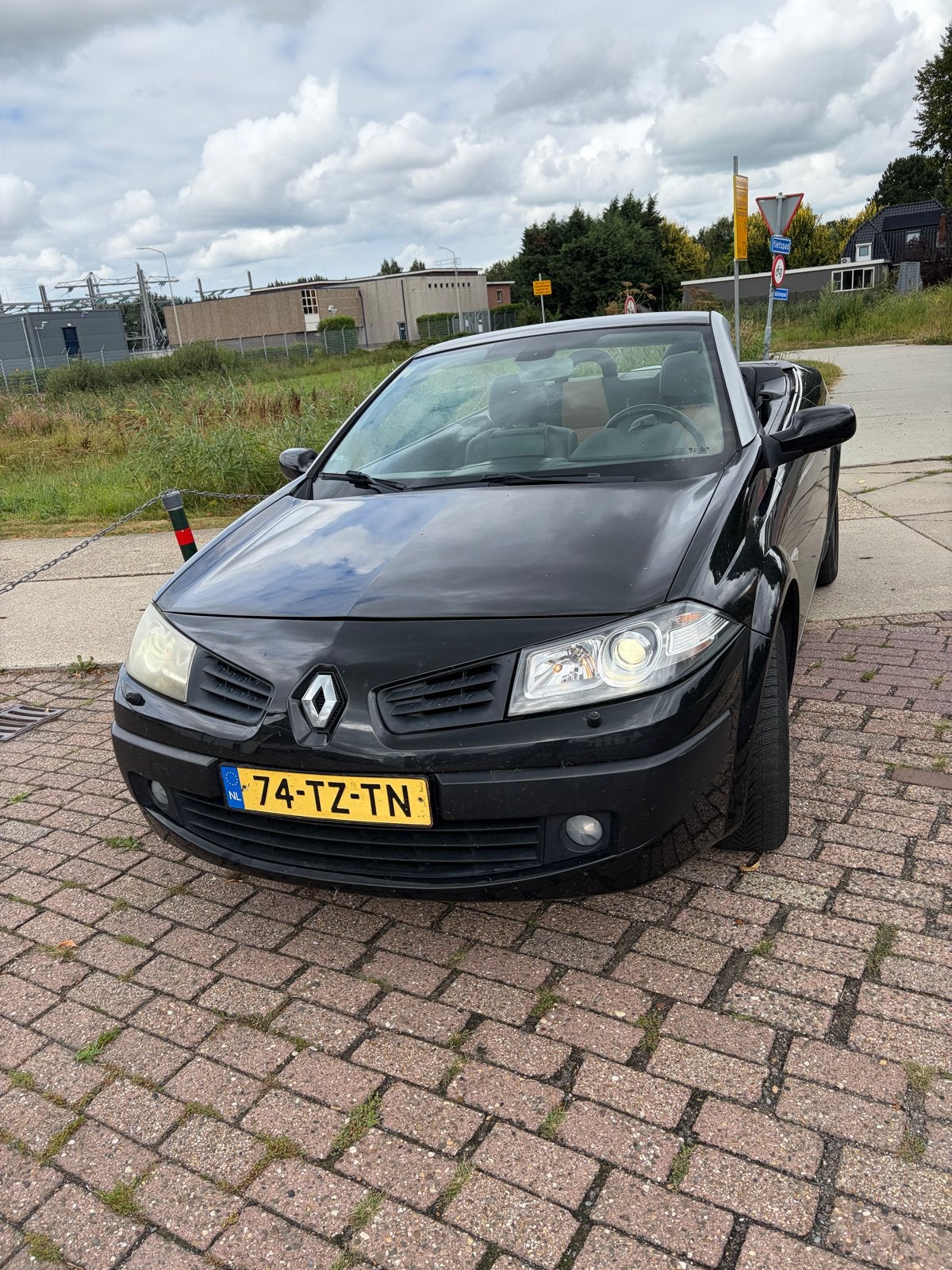Renault Mégane 2.0 16V Cabrio AUT E4 2007 Zwart, Auto's, 1998 cc, 4 cilinders, Cabriolet, 4 stoelen