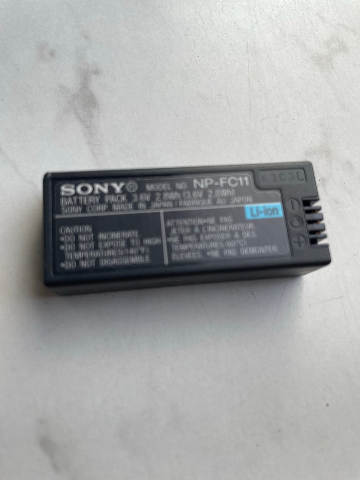 Sony NP-FC11 InfoLITHIUM C Batterij Pack 3.6V 2.9Wh, Ophalen of Verzenden, Gebruikt, Oplaadbaar