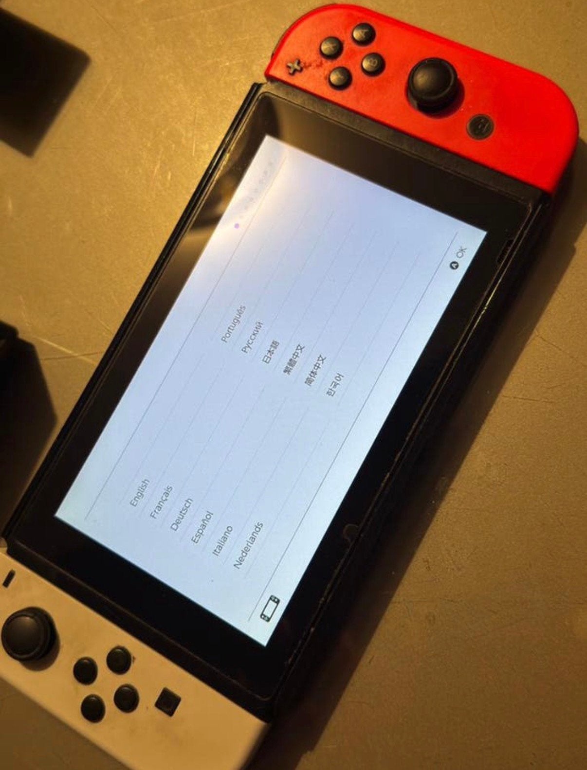 Nintendo Switch met accessoires en hoes, Ophalen of Verzenden, Zo goed als nieuw, Met 2 controllers, Switch OLED