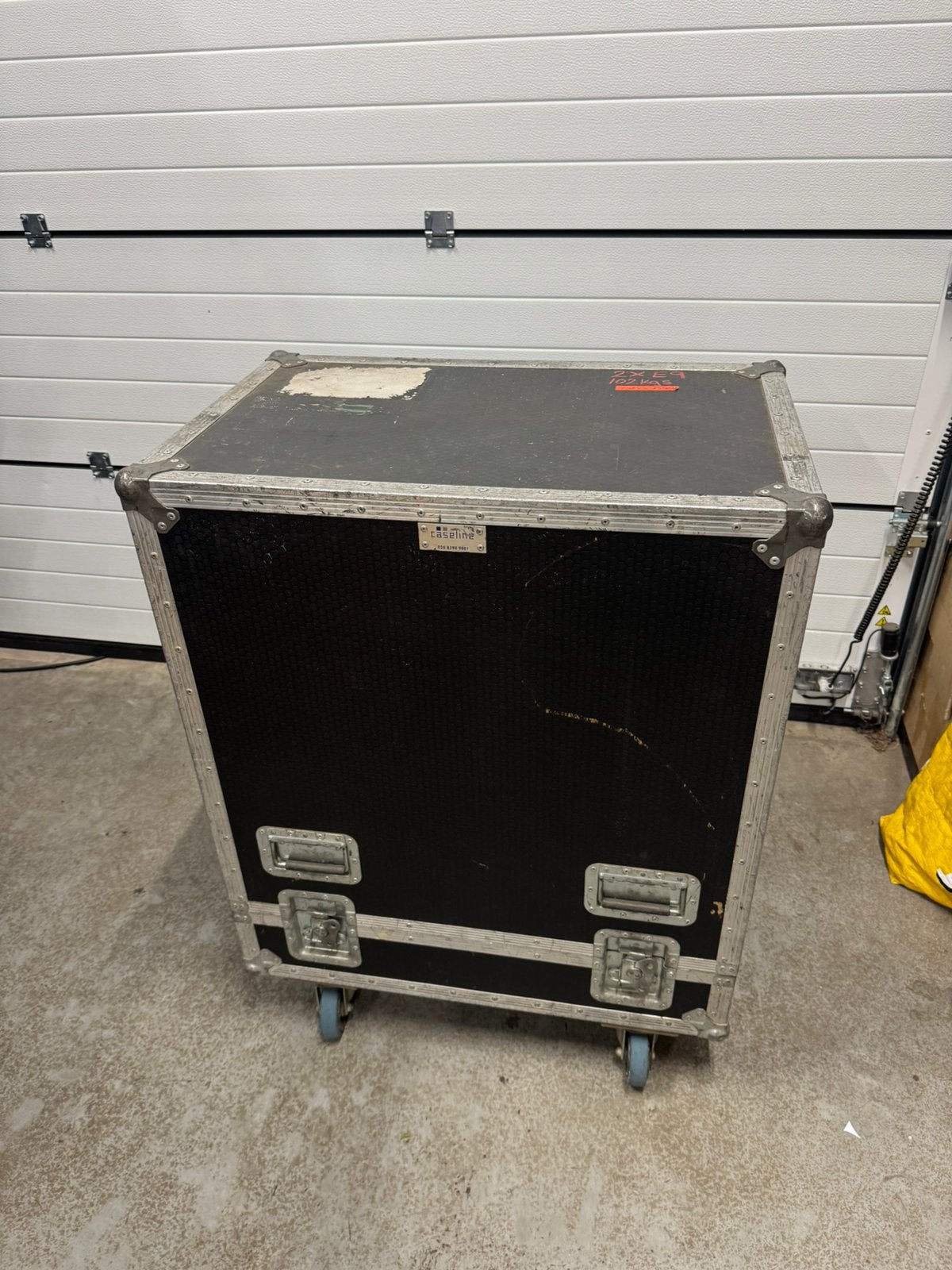 9x Flightcase voor D&B Audiotechnik C6 E9 of andere speakers, Ophalen, Gebruikt, Overige instrumenten, Flightcase