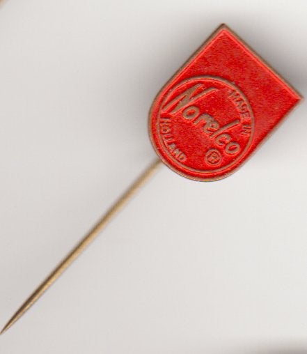 Norelco made in holland, Verzamelen, Speldjes, Pins en Buttons, Verzenden, Zo goed als nieuw