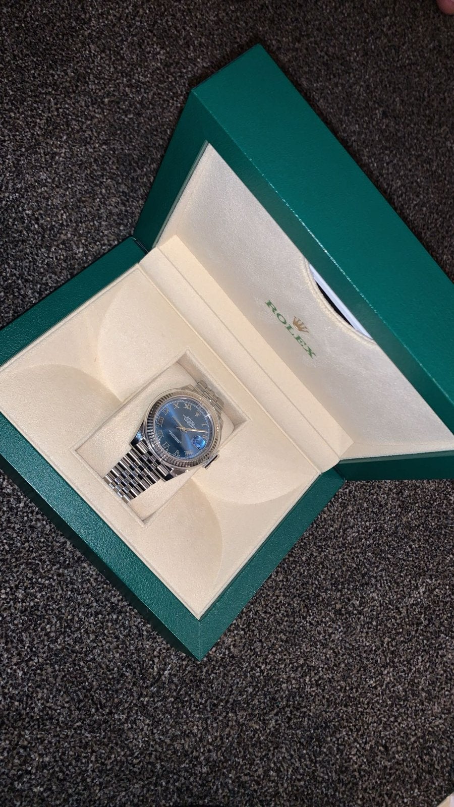 Rolex datejust 41mm Nieuwstaat 2022 blue roman dial Azzurro, Sieraden, Tassen en Uiterlijk, Horloges | Heren, Polshorloge, Ophalen of Verzenden