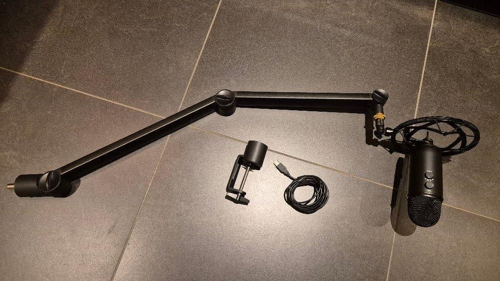 Blue Yeti Microfoon met studio/bureau arm, Muziek en Instrumenten, Microfoons, Ophalen of Verzenden, Zo goed als nieuw, Studiomicrofoon