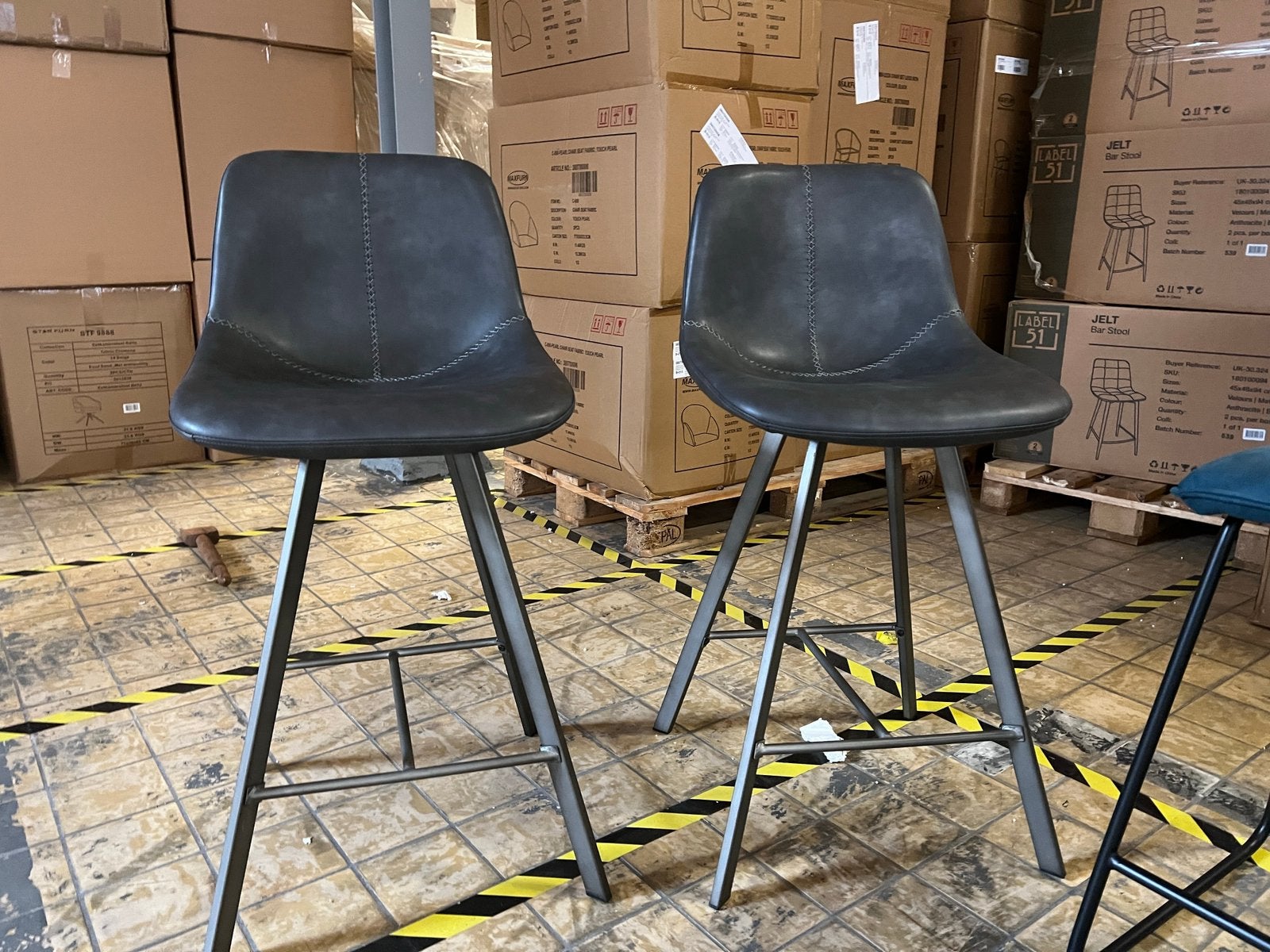 Barkruk zwart | set van 2, Huis en Inrichting, Barkrukken, Ophalen, Zo goed als nieuw, 60 tot 90 cm
