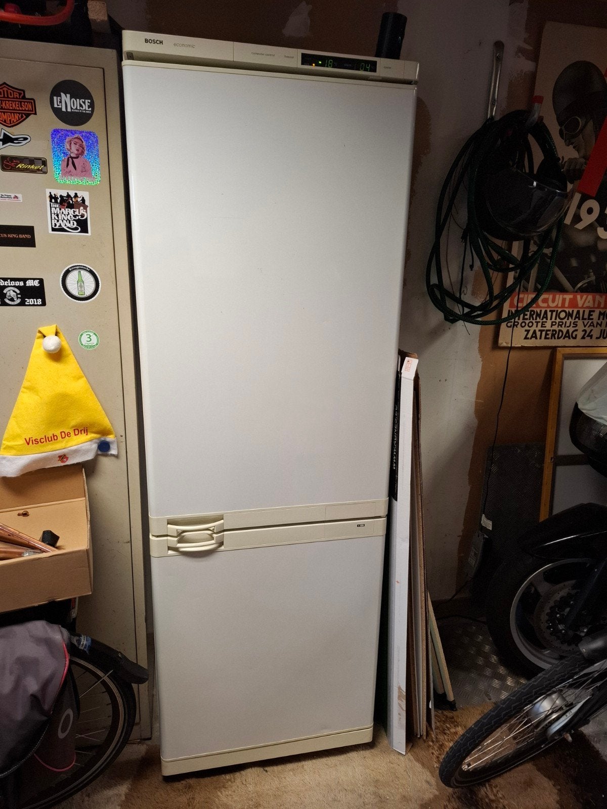 Bosch Koel-vriescombinatie - dit weekend af te halen, Witgoed en Apparatuur, Gebruikt, 200 liter of meer, 60 cm of meer, Met aparte vriezer