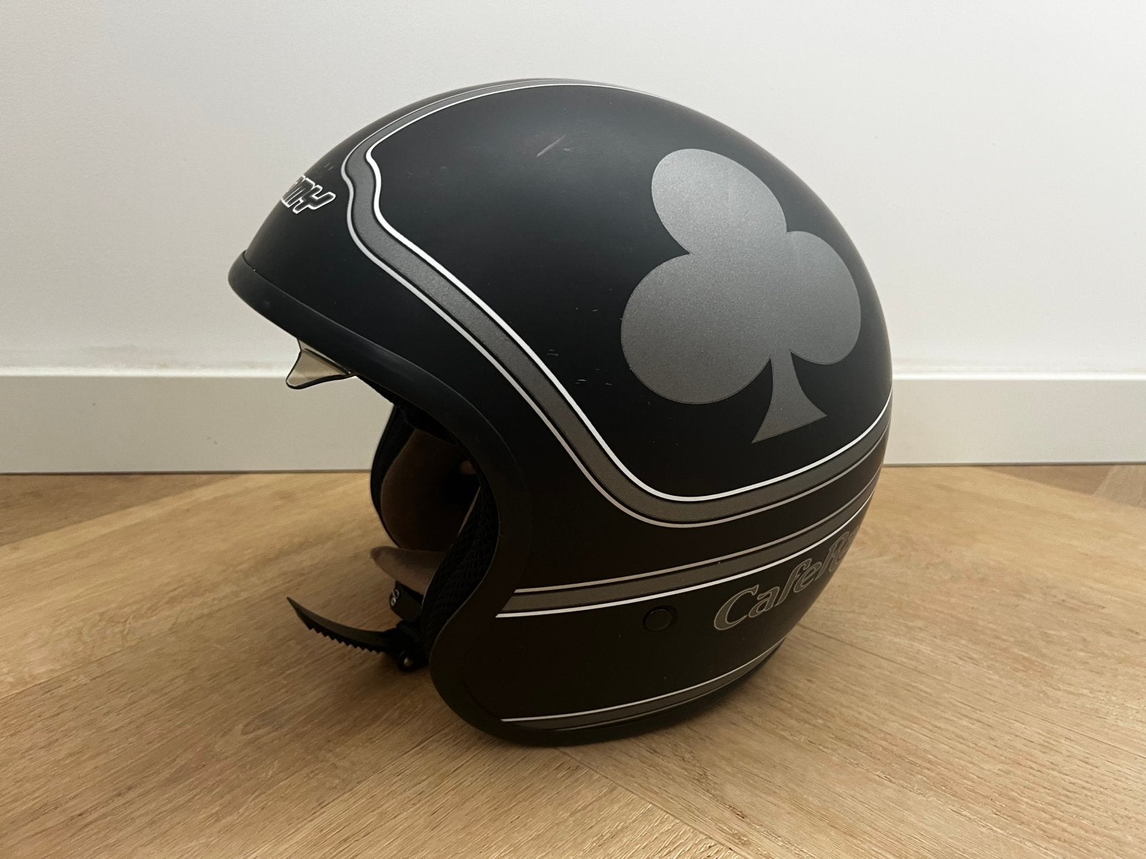 Suomy Jethelm ‘Caferacer’ maat L, Motoren, Kleding | Motorhelmen, Ophalen, Tweedehands, Jethelm, Overige merken
