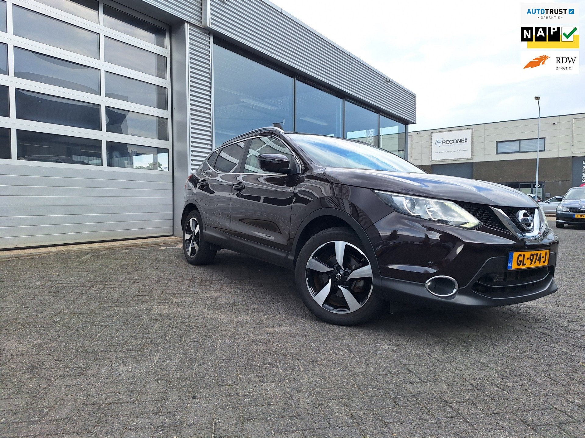 Nissan Qashqai 1.2 Connect Edition Automaat, Pano, Navi, LM, Gebruikt, 116 pk, Origineel Nederlands, Bedrijf