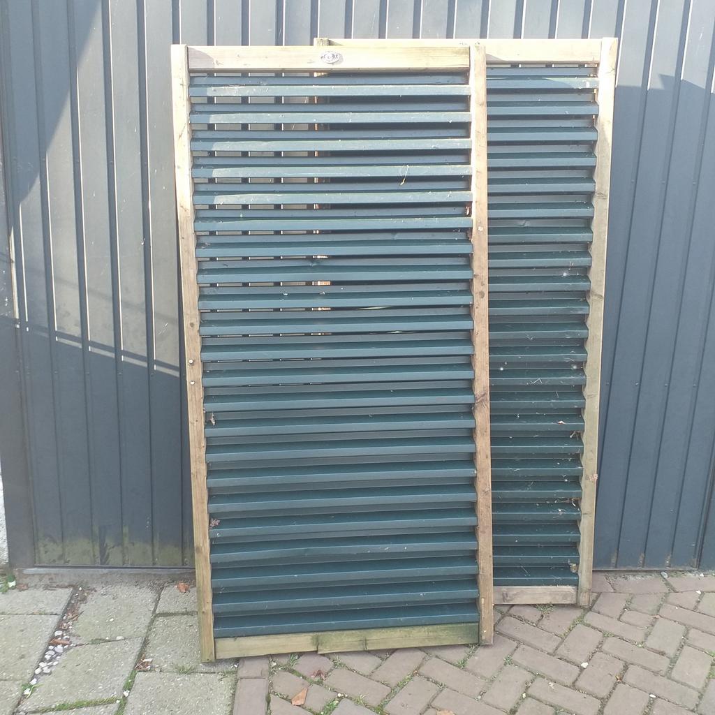 Hillhout schutting met stalen lamellen 180x90 cm, Ophalen, Nieuw, IJzer, Tuinhek