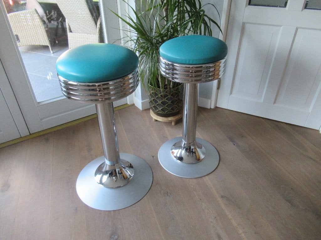 Bel Air Casey Retro Barkruk krukken Turquoise op Chrome USA, Ophalen, Draaibaar, 60 tot 90 cm, Zo goed als nieuw