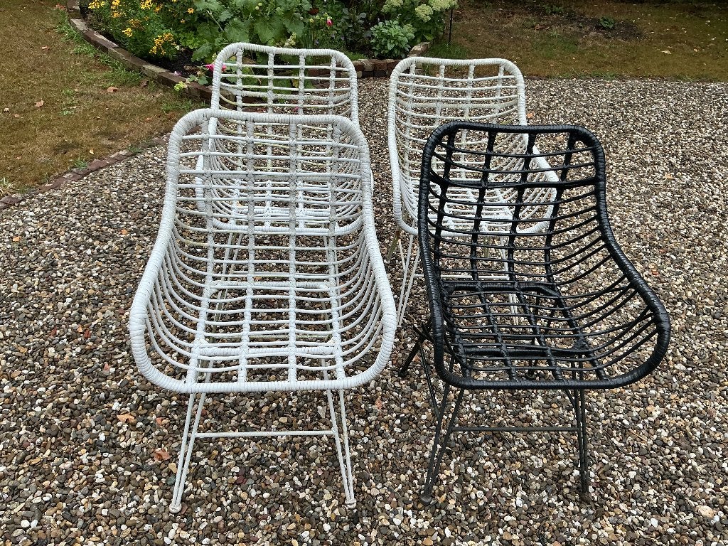Gebruikte tuinstoelen (4 stuks) - Zwart en wit, Tuin en Terras, Tuinstoelen, Ophalen of Verzenden, Gebruikt, Metaal