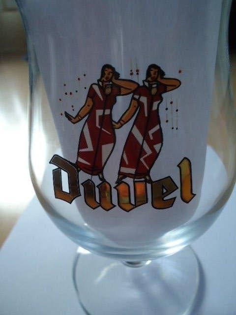 Duvel jaarglas 2004, Dansende dames, Verzamelen, Biermerken, Ophalen of Verzenden, Zo goed als nieuw, Glas of Glazen, Duvel