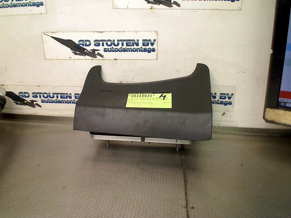 Airbag Knie Ford Fiesta 6 (JA8) (2012-10/2017-06) 34146737B, Auto-onderdelen, Interieur en Bekleding, Gebruikt, Henry-Ford-Straße  1, Köln 50735, , Duitsland