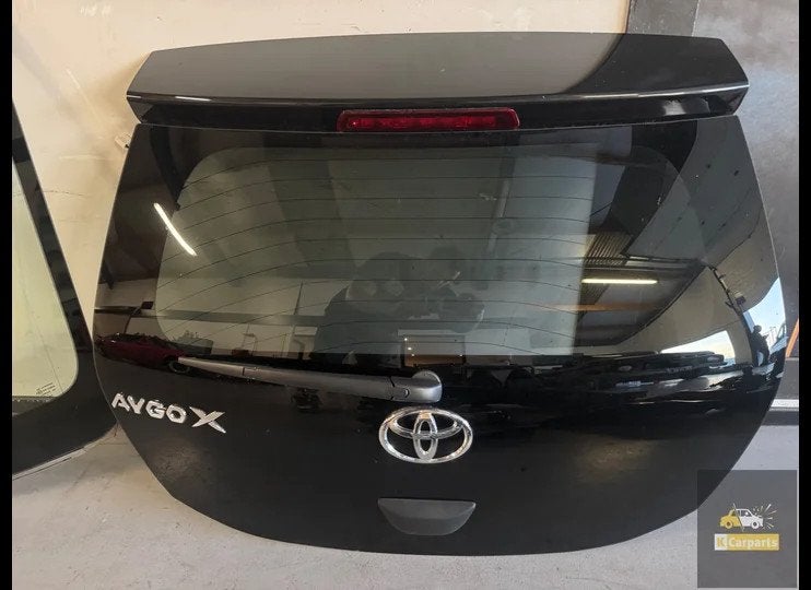 Toyota Aygo X Achterklep Origineel 2023-Heden Origineel zwar