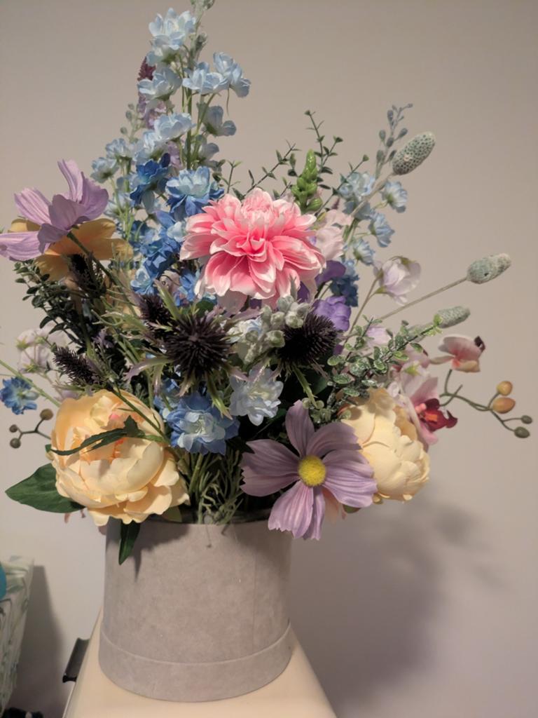Nieuw! Prachtige kunstbloemen, kunstboeket. Pastelkleuren, Binnen, 45 cm, Nieuw, Ophalen of Verzenden
