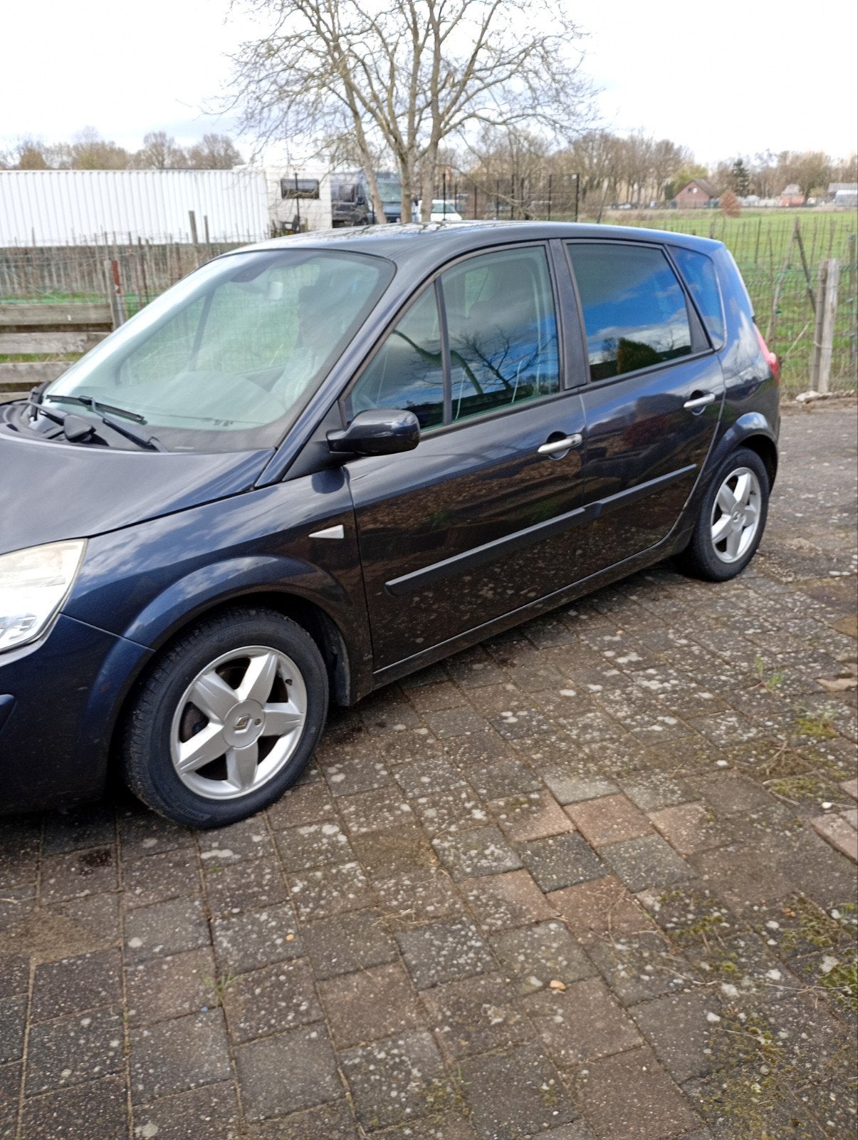 Auto te koop, Handgeschakeld, Particulier, Metallic lak, MPV