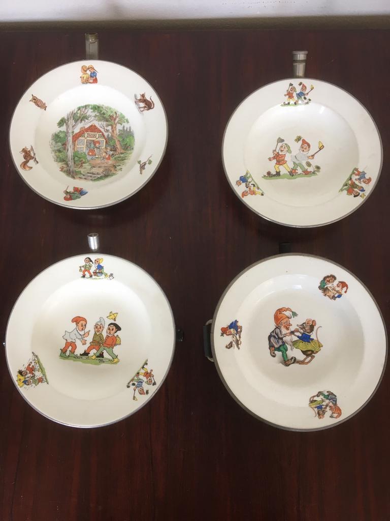 Vintage. Warm water borden. Kinder borden. Jaren 60/70., Ophalen of Verzenden, Overige materialen, Overige stijlen, Bord(en)