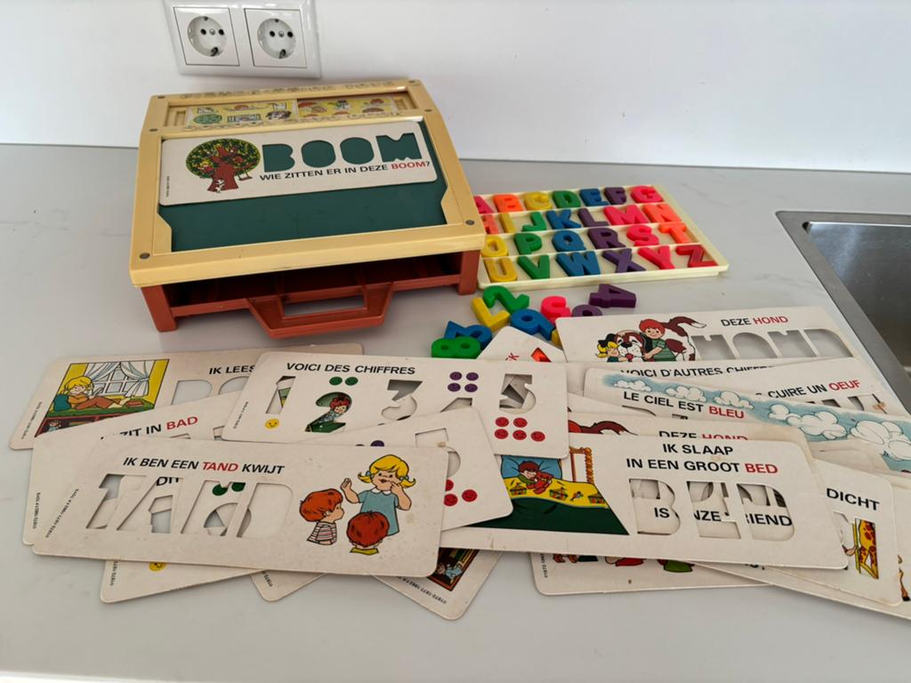 Vintage Fisher-Price School Days Desk met letters en cijfers, Ophalen of Verzenden, Gebruikt, Overige typen