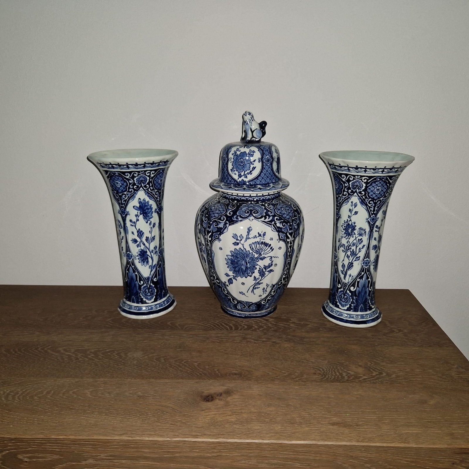 Delfts blauwe 3-delige kastset zeer mooi!!!, Ophalen