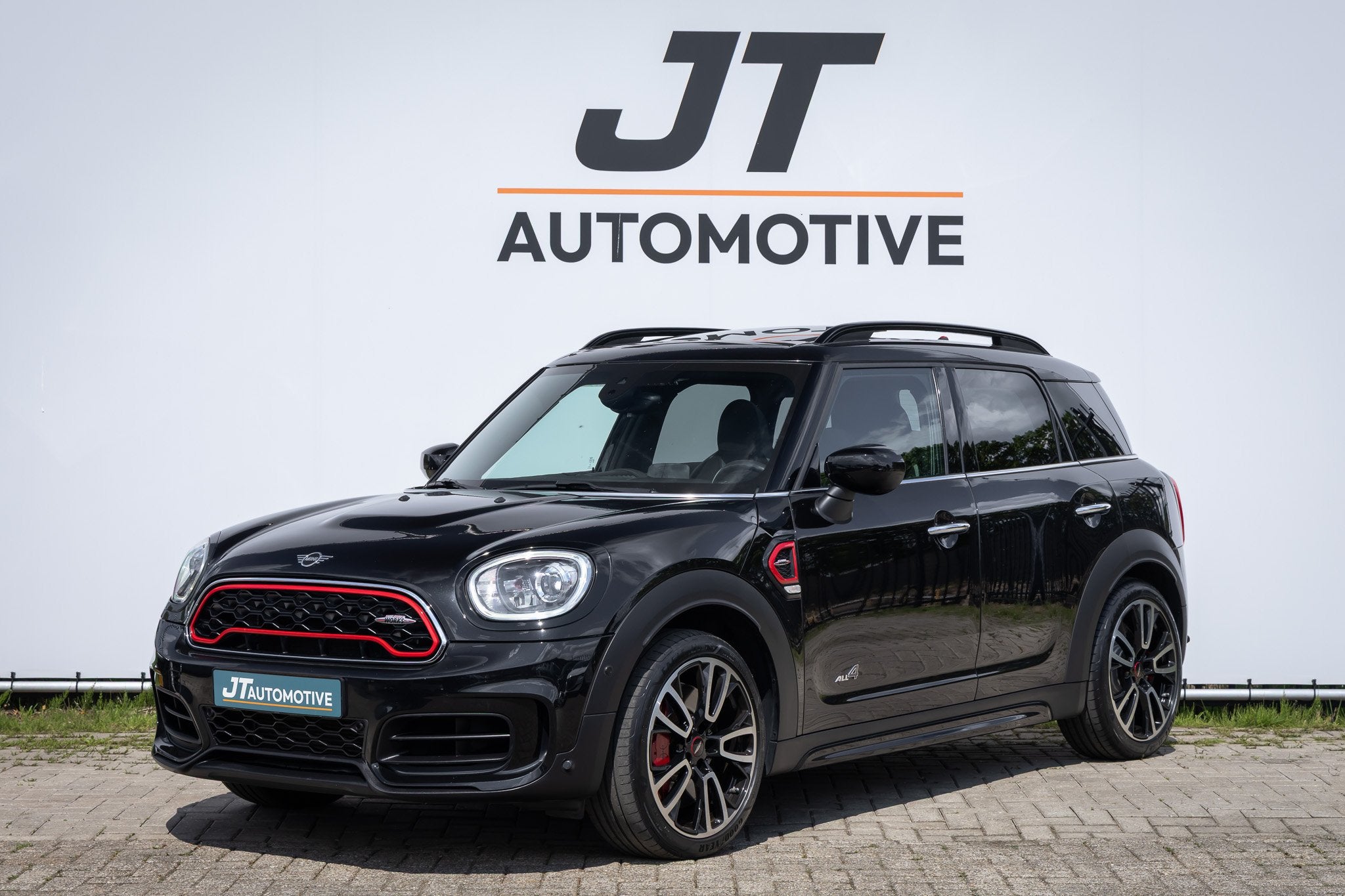 MINI Countryman 310pk 2.0 JCW ALL4 Chili NLAuto pano | Stoel, Auto's, Mini, 1998 cc, Gebruikt, Euro 6, Zwart