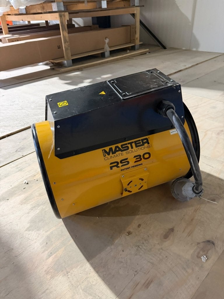 Master RS 30 elektrische heater 30 kW – 400V krachtstroom, Ophalen, 30 tot 80 cm, Gebruikt, Kachel