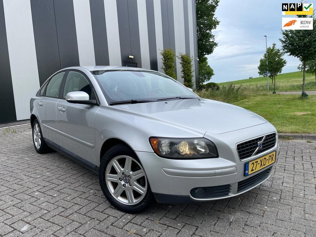 Volvo S40 1.8 Edition II Clima-Cruise-Pdc-Lmv-Trekhaak, Auto's, Volvo, Bedrijf, Te koop, S40, ABS, Airbags, Airconditioning, Alarm