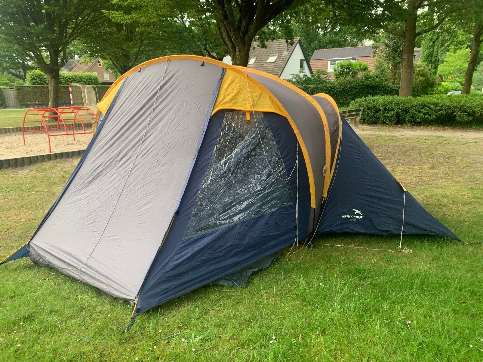 Tent easy camp riva. Grote twee persoons feetival tent, Ophalen of Verzenden, Gebruikt, Tot en met 4