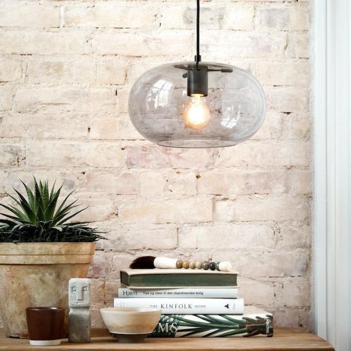 2x Frandsen Kobe hanglampen lampen donkergrijs rookglas, Ophalen, Zo goed als nieuw, Glas, E27 (groot)
