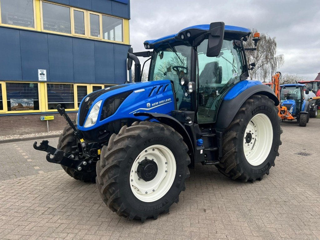 New Holland T5.140 Dynamic Command tractor trekker, Ophalen, Glastuinbouw, Grondbewerking