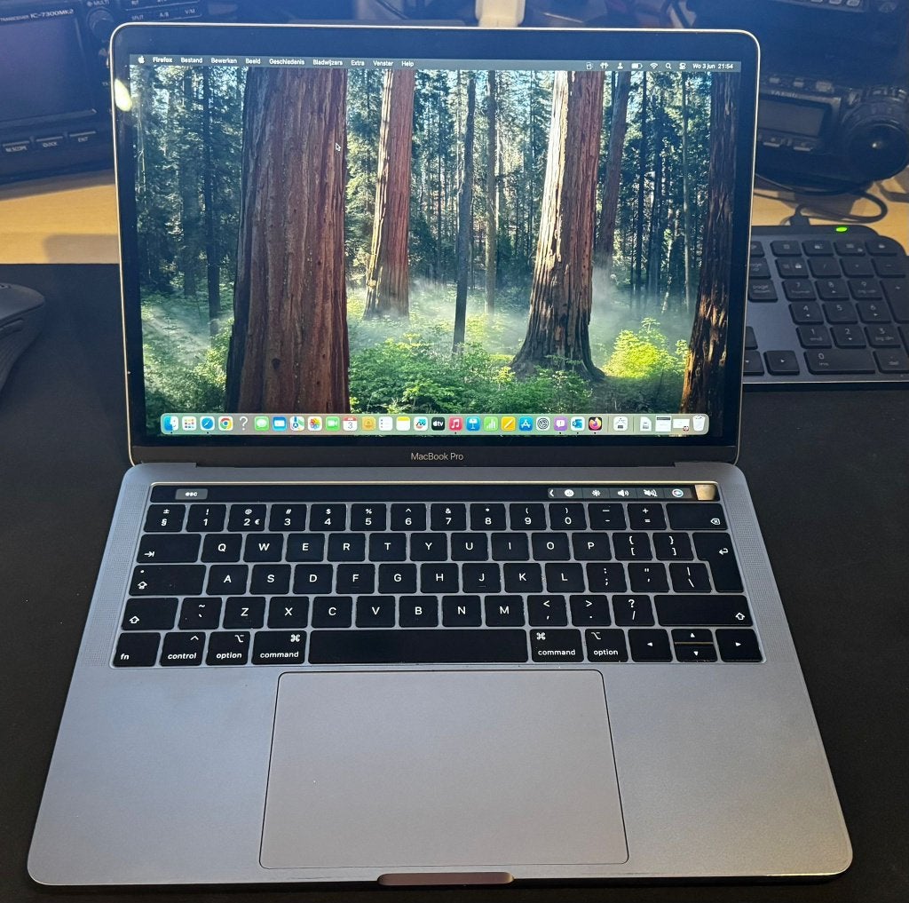 Apple Macbook Pro 2018 i7 16GB 512SSD Touchbar, MacBook Pro, 2 tot 3 Ghz, Qwerty, 13 inch