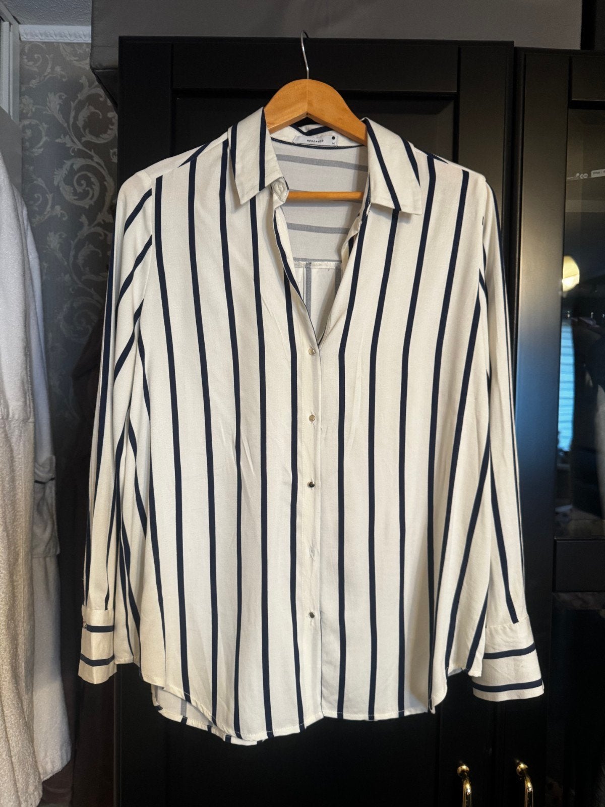 Gestreepte viscose blouse van Reserved, maat M, Maat 38/40 (M), Wit, Ophalen of Verzenden, Gedragen