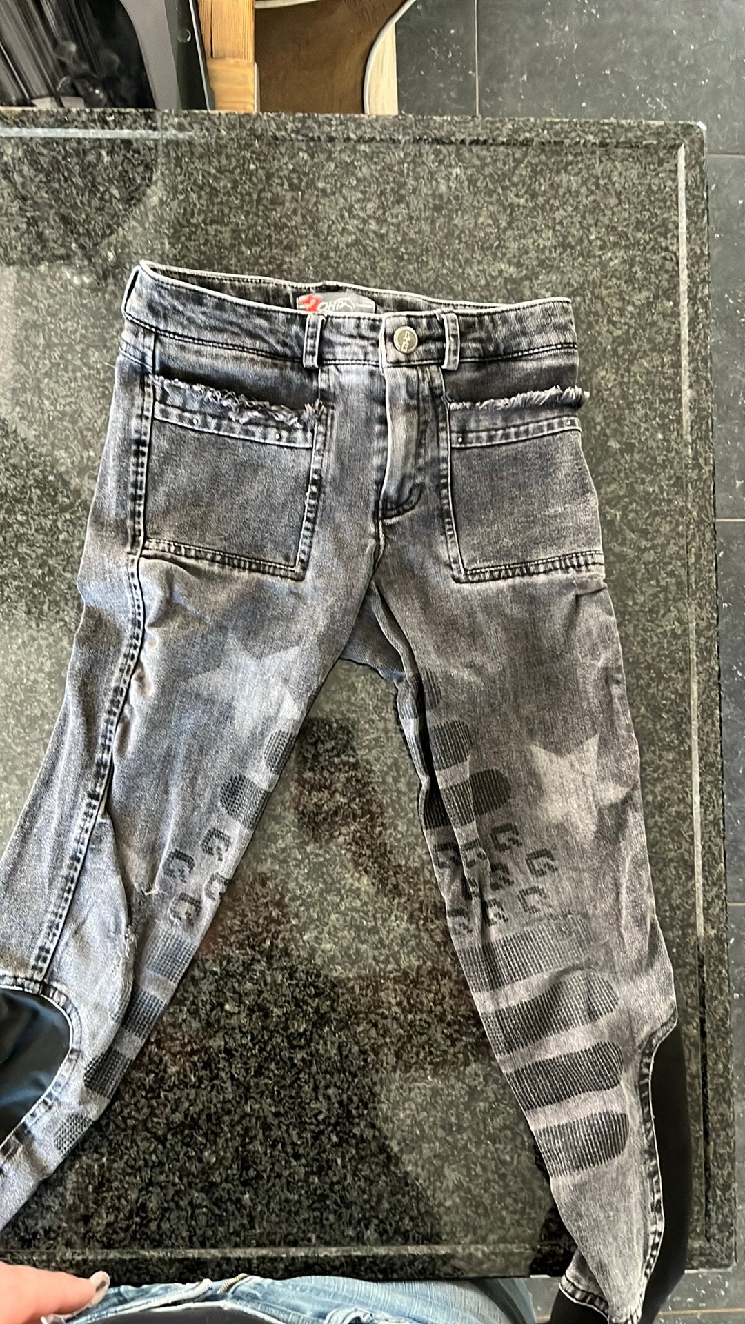 Rijbroek kind QHP maat 128, Dieren en Toebehoren, Paardrijkleding, Gebruikt, Dressuur, Grijs, Overige maten