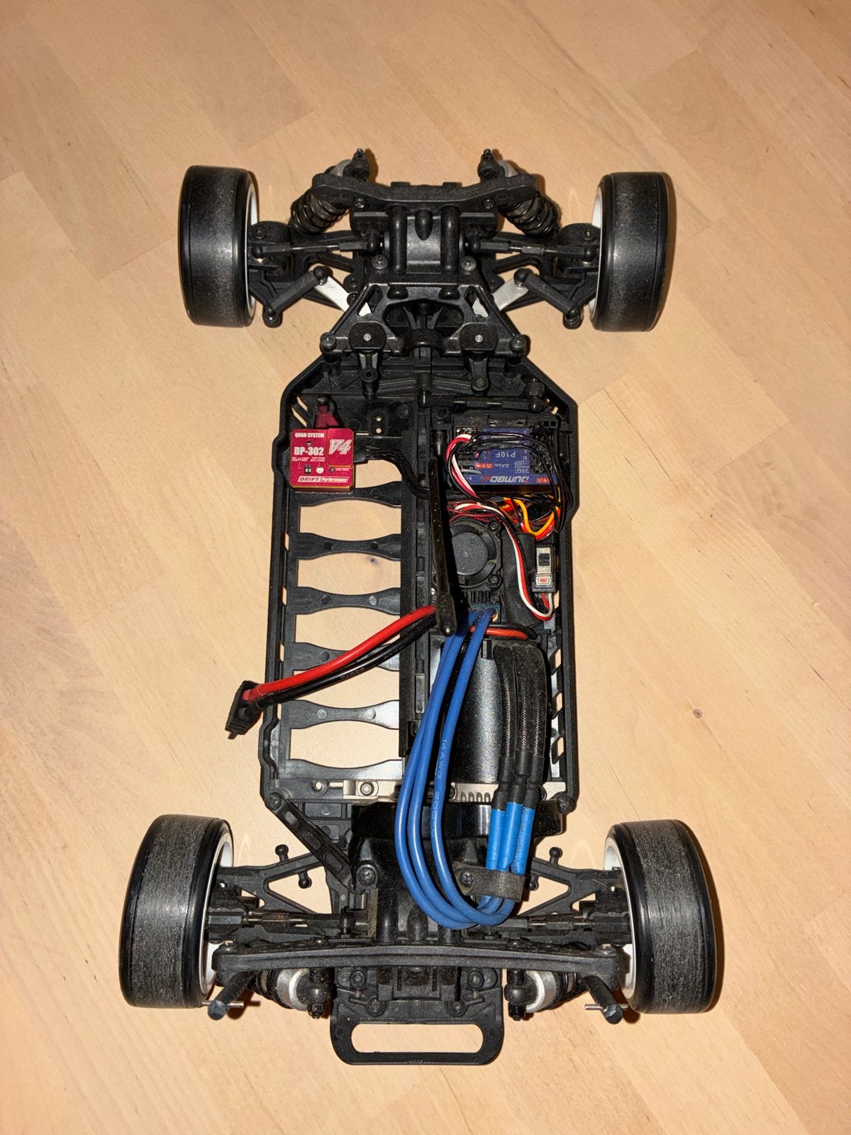 Yokomo RC Drift chasis met DumboRC Zender, Hobby en Vrije tijd, Gebruikt, Schaal 1:10, Auto onroad, Ophalen