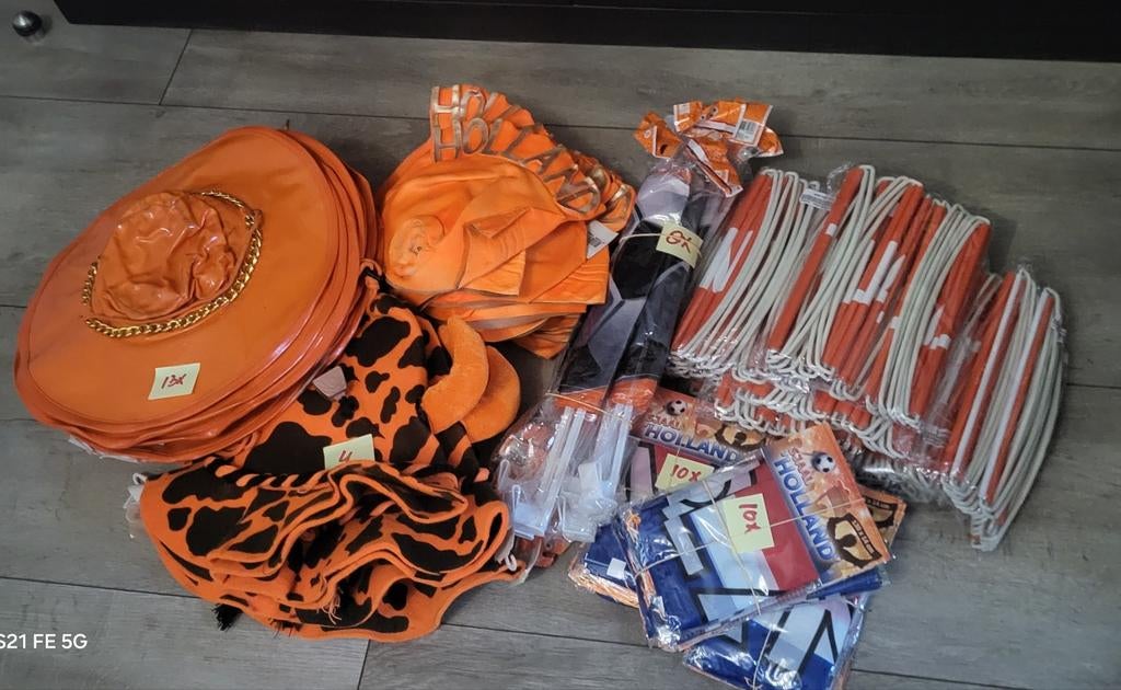 Oranje Feestpakket: +/- 160 stuks, Ophalen, Oranje of Koningsdag