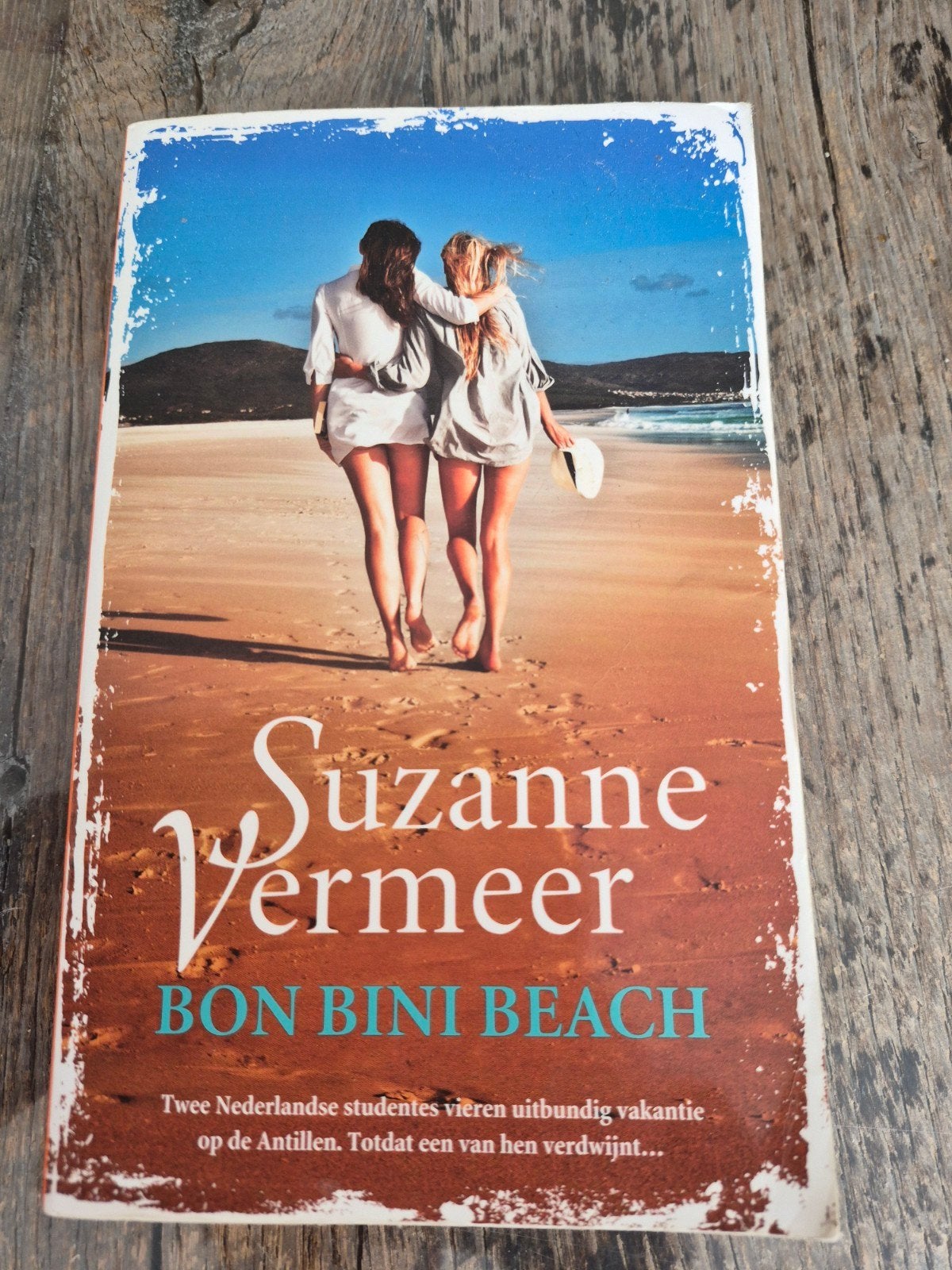 Suzanne Vermeer - Bon Bini Beach, Ophalen of Verzenden, Zo goed als nieuw, Suzanne Vermeer