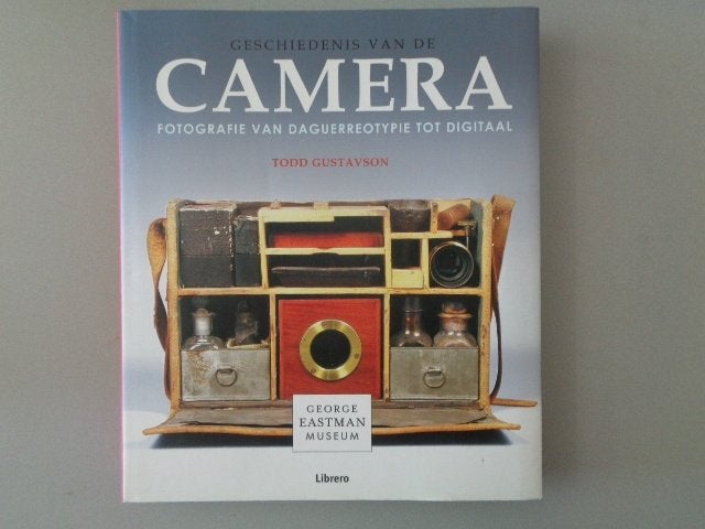 Geschiedenis van de Camera - Todd Gustavson, Todd Gustavson, Camera's, Ophalen of Verzenden, Zo goed als nieuw