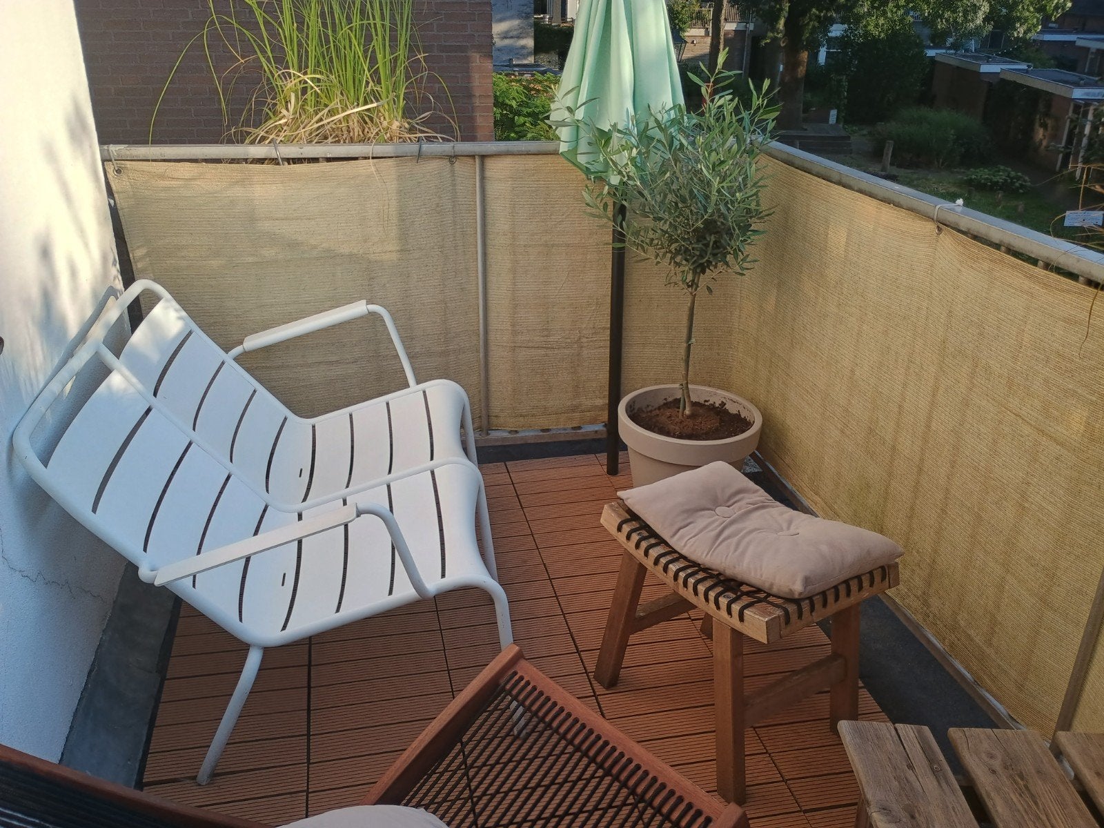 Mooi wit bankje, ideaal voor balkon of tuin, Tuin en Terras, Ophalen of Verzenden