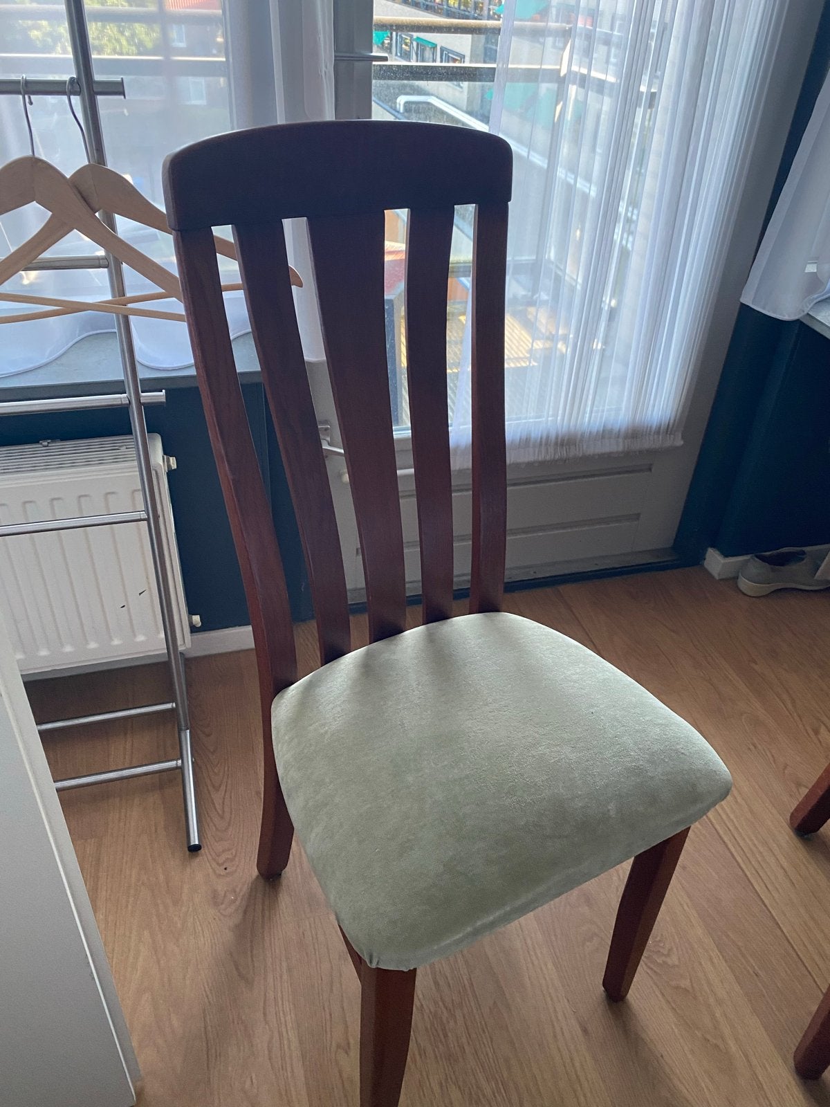 Complete set: Eettafel, bijzettafel en dressoir, Ophalen, Gebruikt, 100 tot 150 cm, 150 tot 200 cm