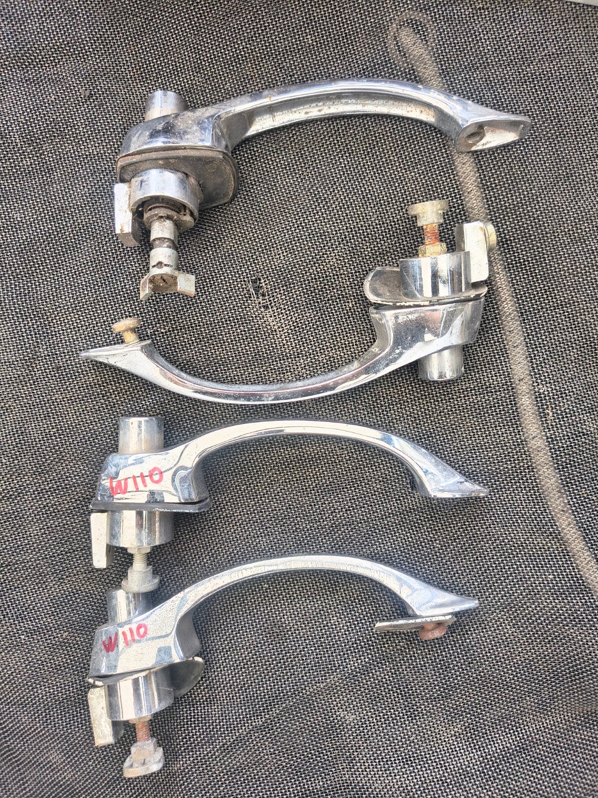 Mercedes W110 Deurgrepen Gebruikt - Set van 4, Ophalen of Verzenden, Gebruikt, Mercedes-Benz