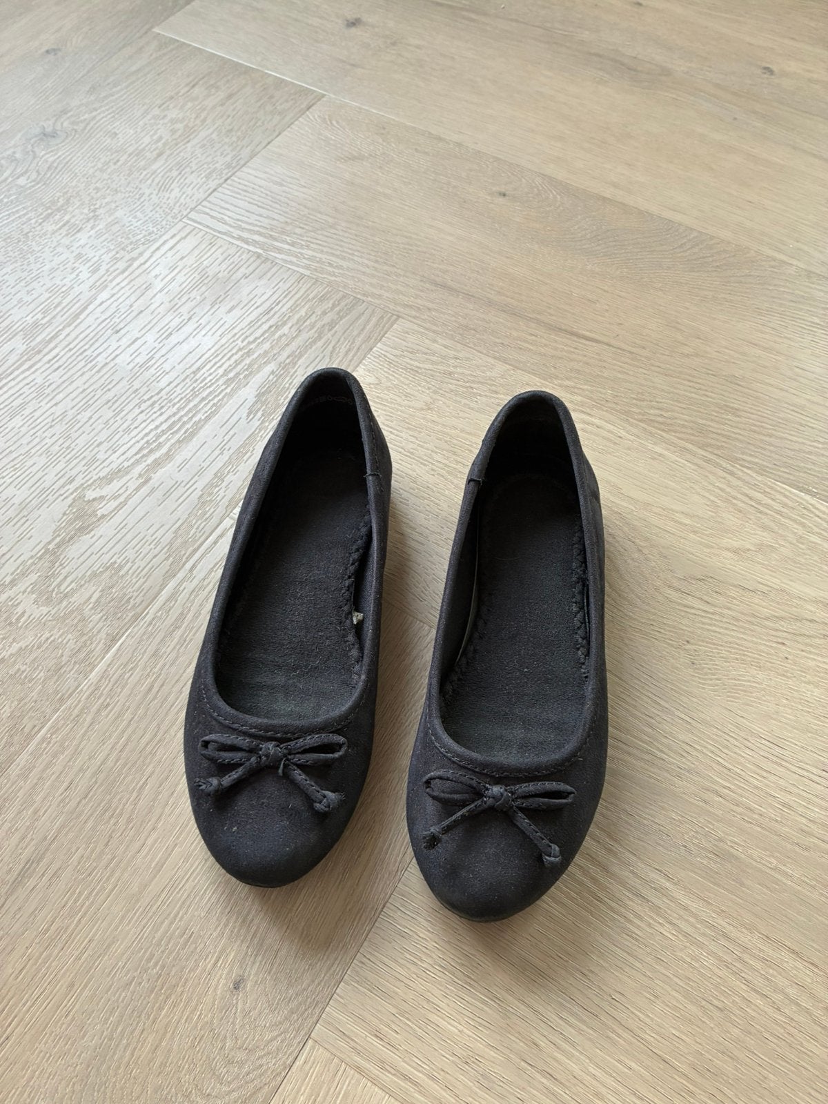 Leuke zwarte ballerina’s, Ophalen, Zo goed als nieuw, Meisje, Schoenen