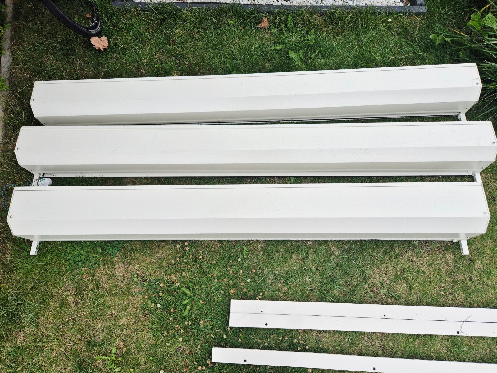 Elektrische rolluiken met afstandsbediening (220x170cm), Gebruikt, Crème of Beige, Ophalen of Verzenden, 200 cm of meer