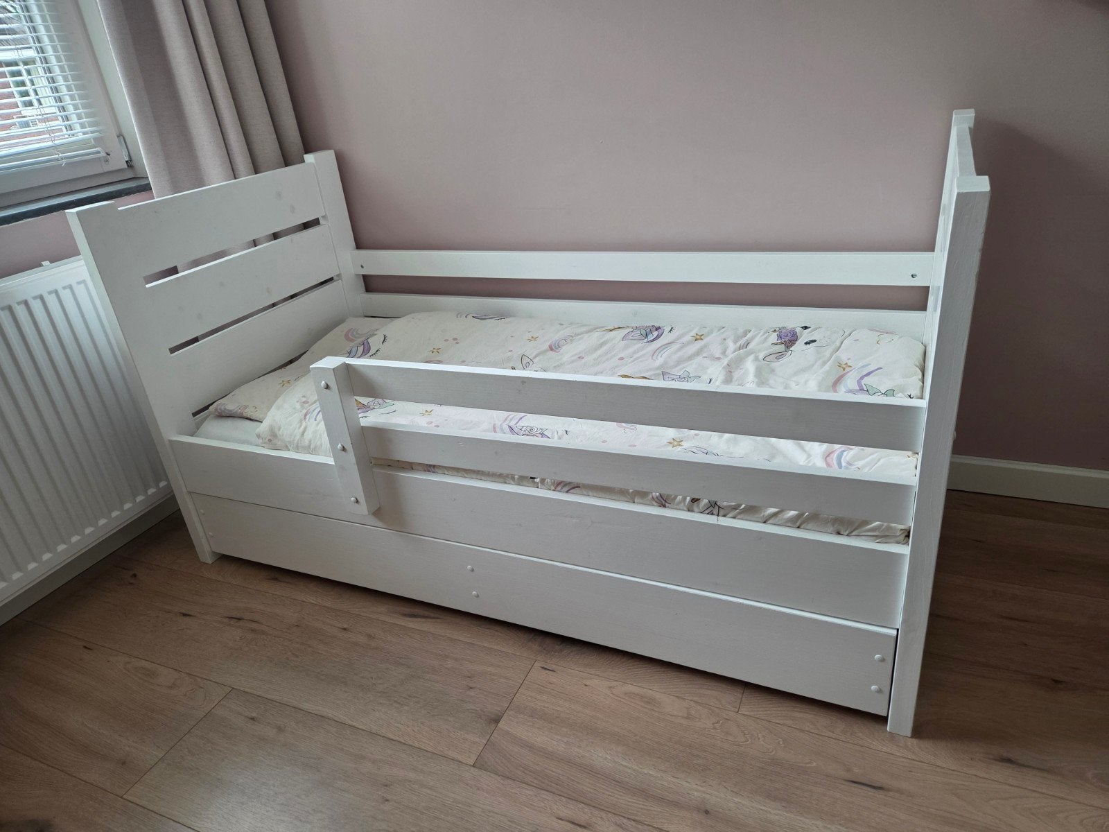 Peuterbed 150x70, Kinderen en Baby's, Kinderkamer | Bedden, Ophalen, 70 tot 85 cm, 140 tot 160 cm, Zo goed als nieuw
