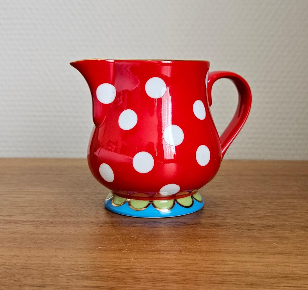oilily melkkannetje rood, Ophalen, Overige typen, Zo goed als nieuw, Overige stijlen