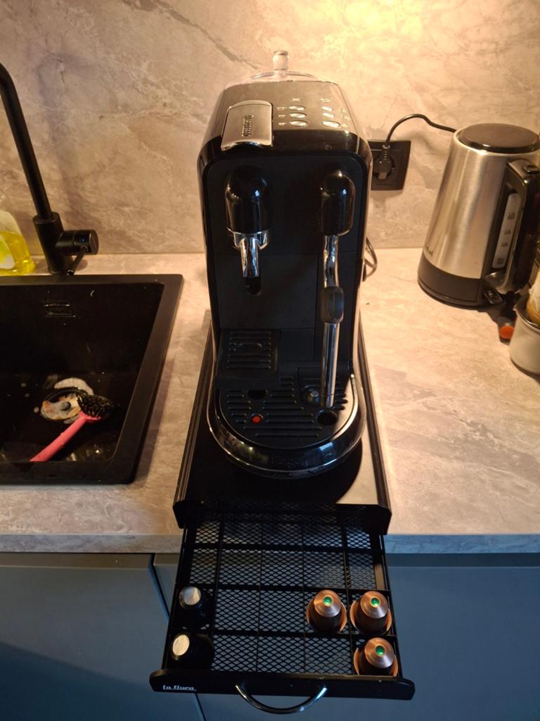 Nespresso koffiezetapparaat Creatista uno, Witgoed en Apparatuur, Koffiezetapparaten, Ophalen of Verzenden, Koffiemachine, Afneembaar waterreservoir