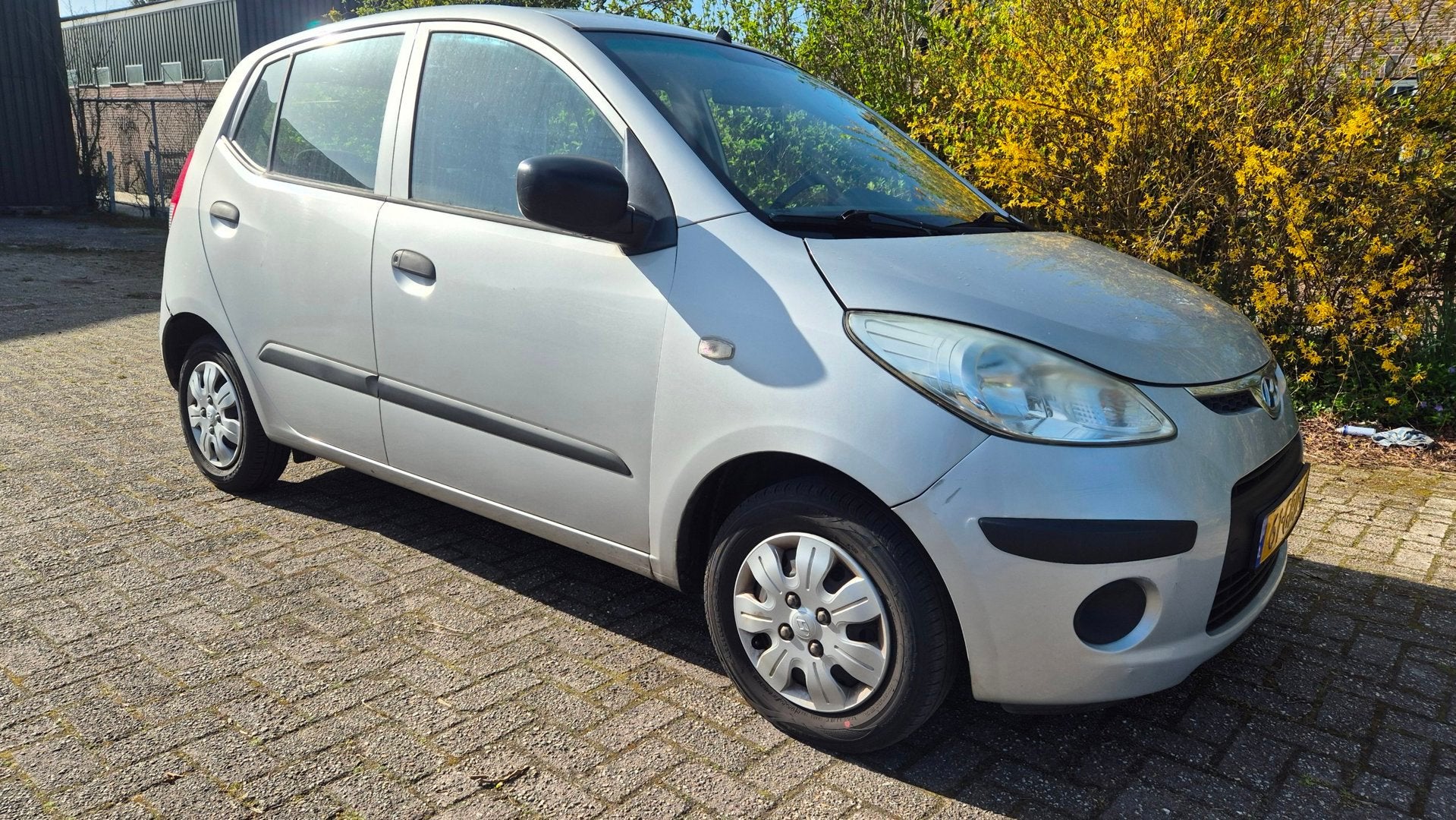 Hyundai I10 1.1 Active NIEUWE APK/KOPPELING WEINIG KM, Voorwielaandrijving, Gebruikt, 31 €/maand, 4 cilinders