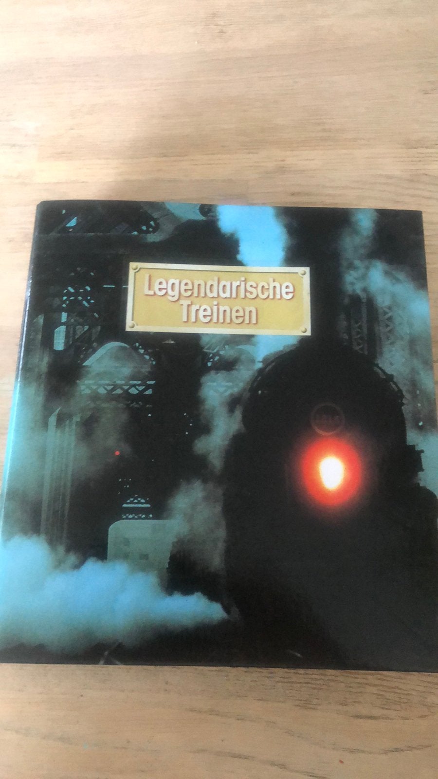Legendarische treinen uitgeverij Atlas 6 mappen, Ophalen of Verzenden, Zo goed als nieuw, 12 inch