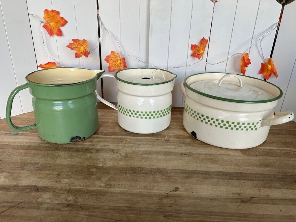 3-delige set vintage emaille: pannen en melkkoker, Antiek en Kunst, Antiek | Emaille, Ophalen of Verzenden