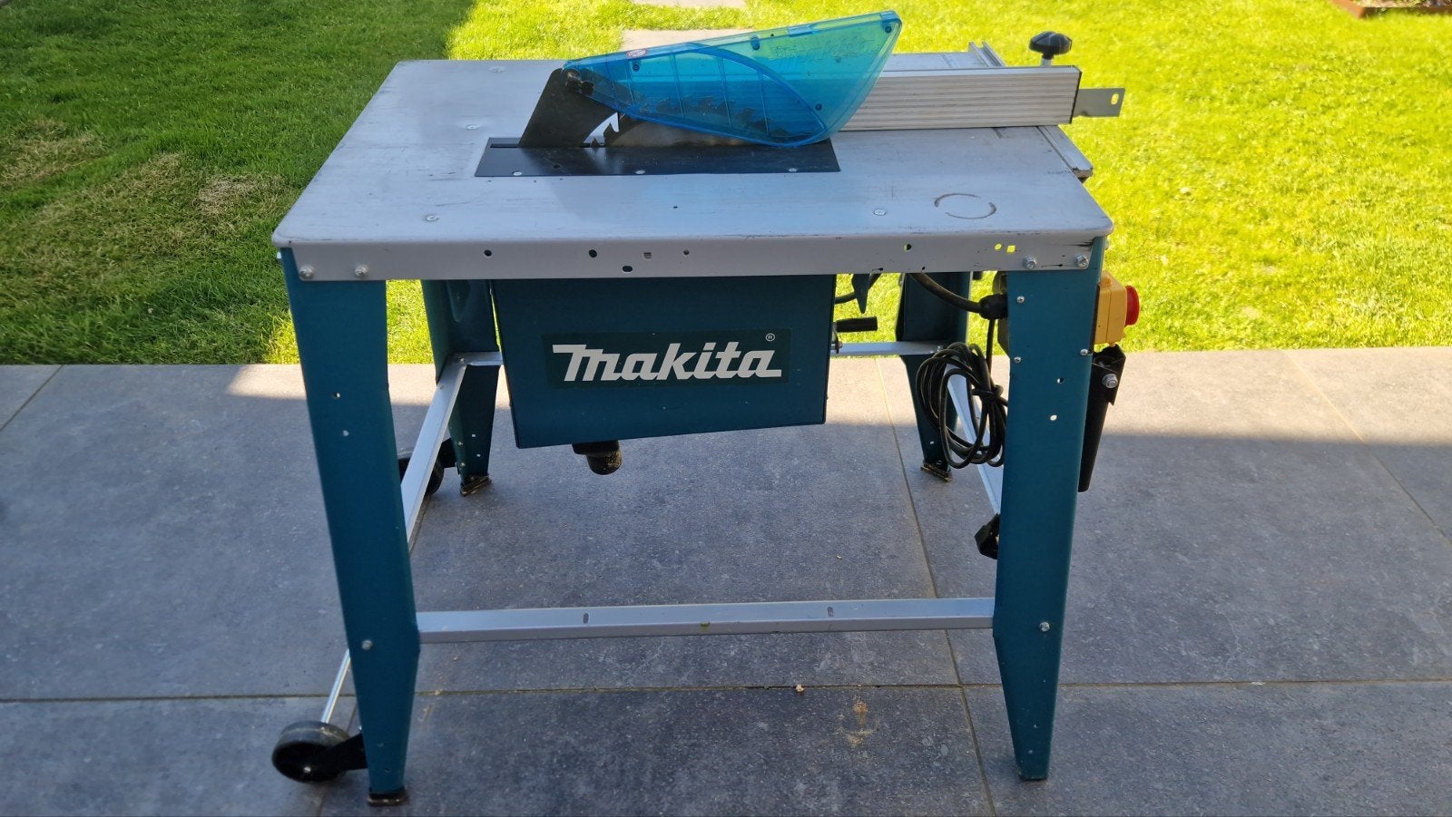 Makita 2712 Tafelzaag Compleet, Doe-het-zelf en Verbouw, Gebruikt, Cirkelzaag, 70 mm of meer, Ophalen of Verzenden
