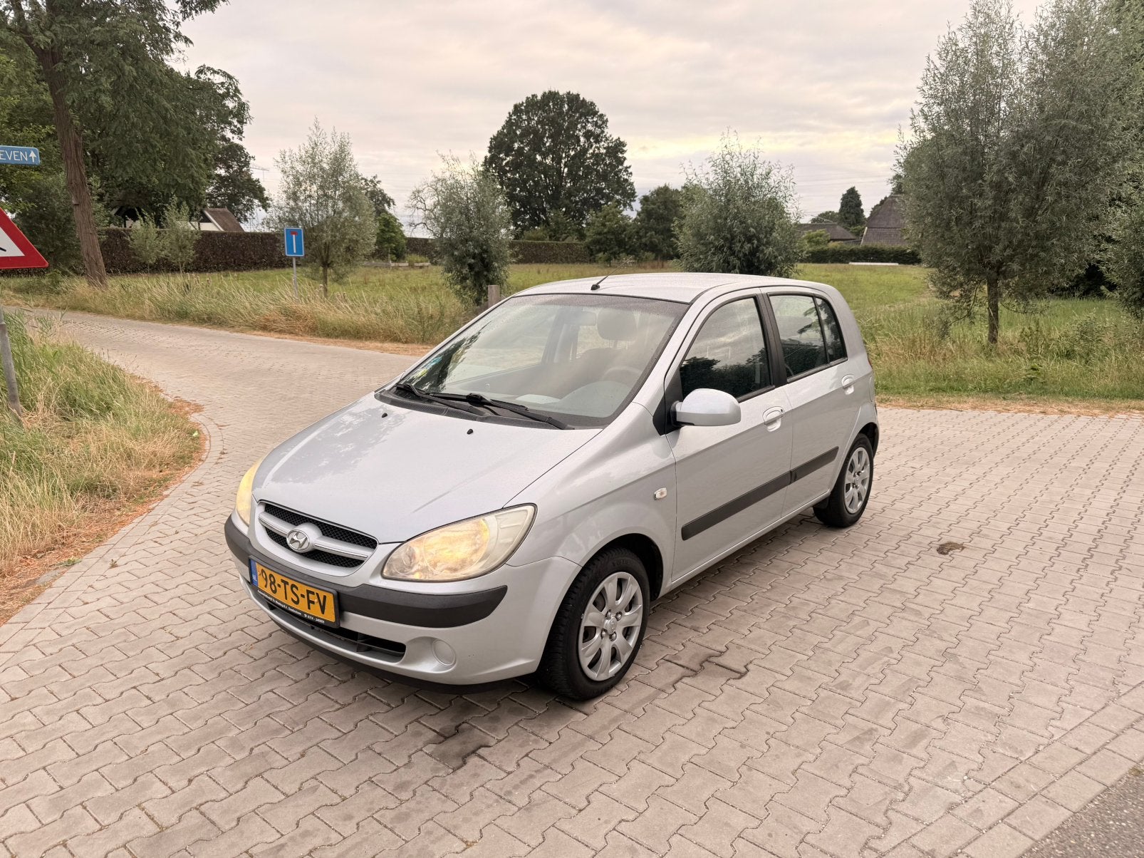 Hyundai Getz 1.1 5DRS 2007 Grijs, Voorwielaandrijving, 31 €/maand, 4 cilinders, Origineel Nederlands